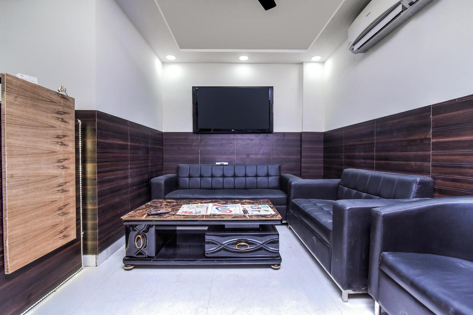 Hotel Aerostar Gold - Opposite Max Healthcare Delhi  Exterior photo