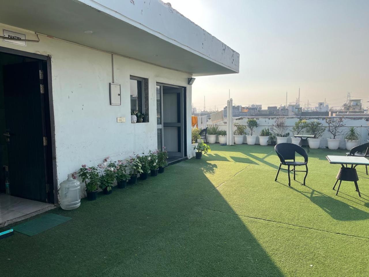 Hotel Aerostar Gold - Opposite Max Healthcare Delhi  Exterior photo